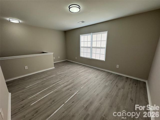 9019 Newfield Street, Charlotte, NC 28216