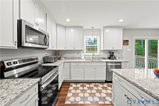 2953 Preston Park Ct, Goochland, VA 23153
