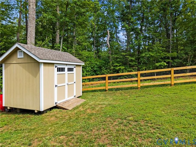 2953 Preston Park Ct, Goochland, VA 23153