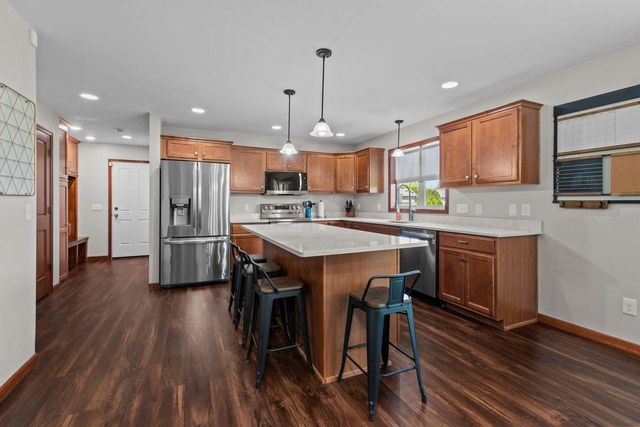 W6464 CHERRYBARK CIRCLE, Menasha, WI 54952