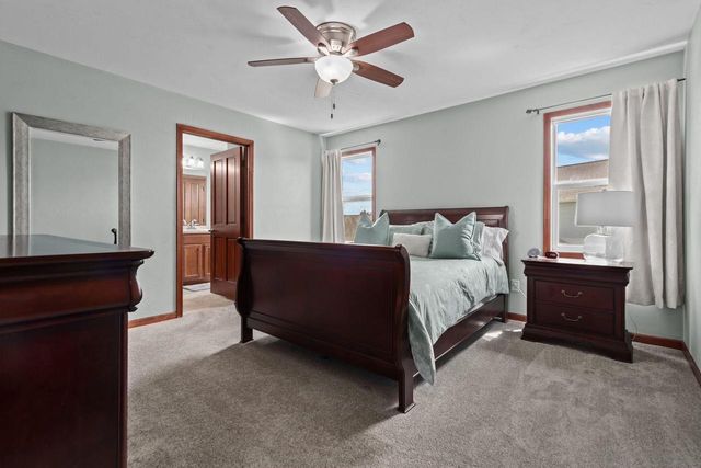 W6464 CHERRYBARK CIRCLE, Menasha, WI 54952