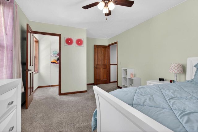 W6464 CHERRYBARK CIRCLE, Menasha, WI 54952