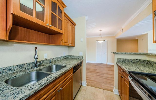 455 ALT 19 S 214, Palm Harbor, FL 34683