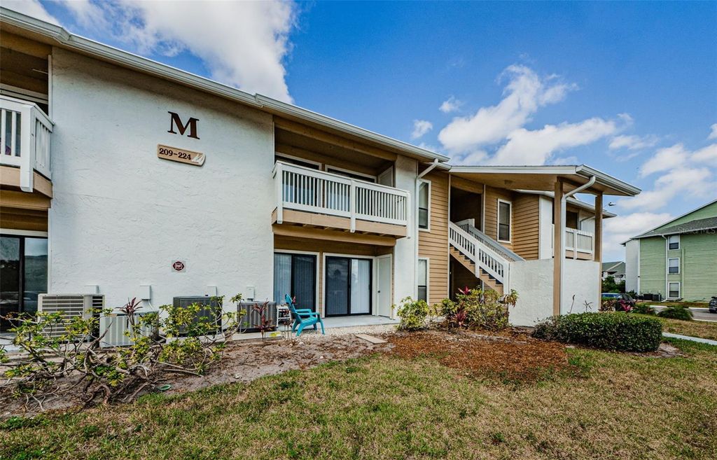 455 ALT 19 S 214, Palm Harbor, FL 34683
