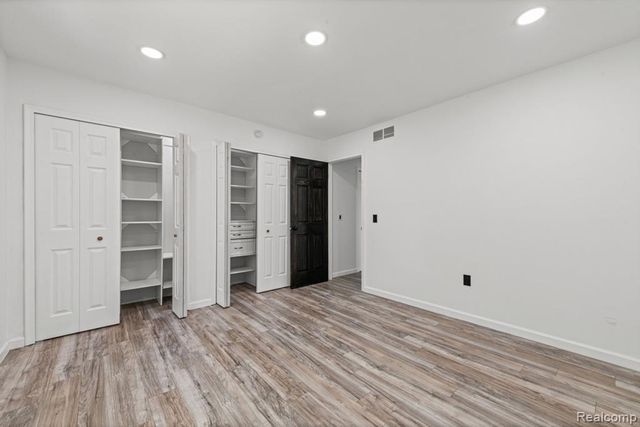 3030 Chard Avenue, Warren, MI 48092