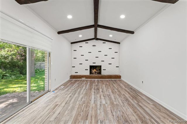 3030 Chard Avenue, Warren, MI 48092