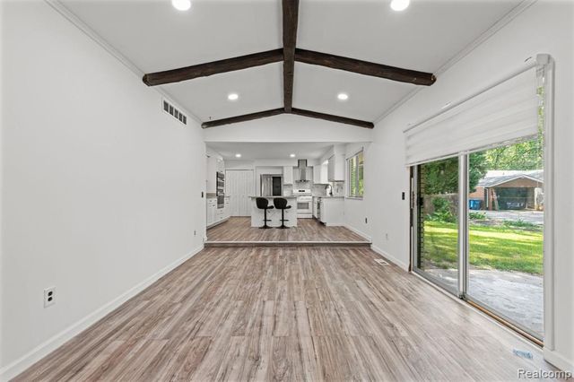 3030 Chard Avenue, Warren, MI 48092