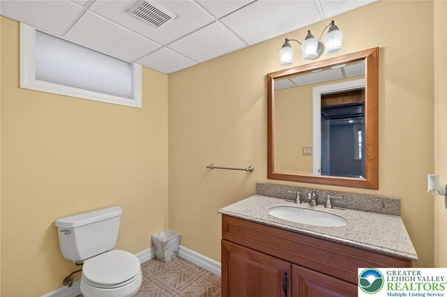 4748 York Drive, North Whitehall Twp, PA 18069