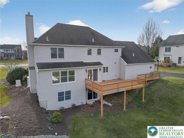 4748 York Drive, North Whitehall Twp, PA 18069