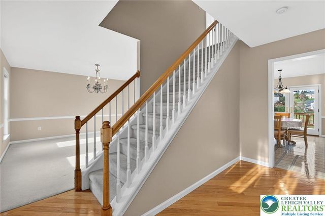 4748 York Drive, North Whitehall Twp, PA 18069