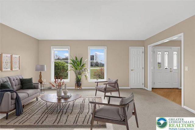 4748 York Drive, North Whitehall Twp, PA 18069