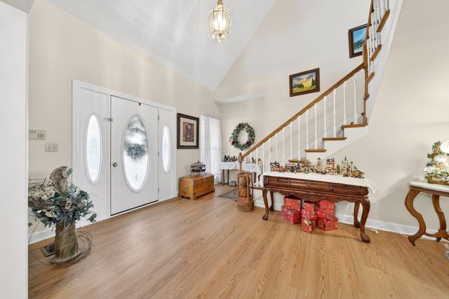 2236 New Hope Rd, Hendersonville, TN 37075