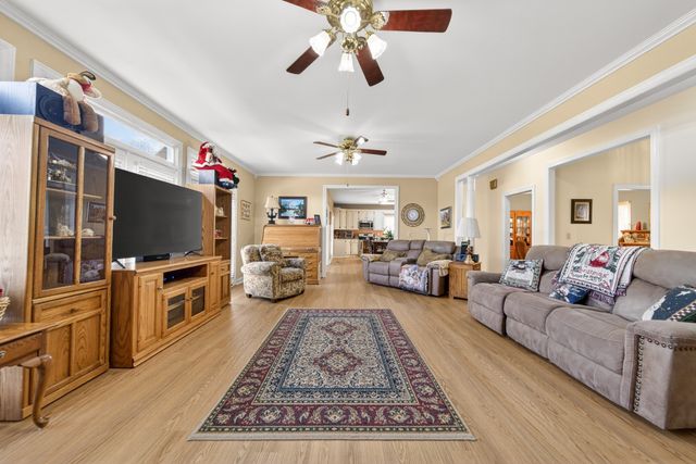 2236 New Hope Rd, Hendersonville, TN 37075