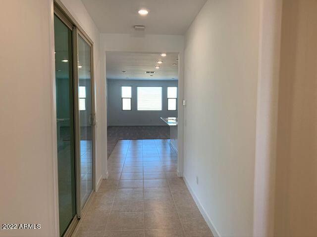 9752 E Red Giant Drive, Mesa, AZ 85212