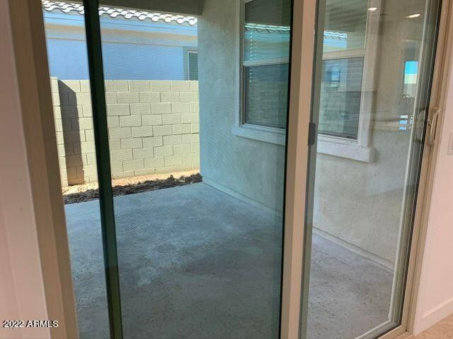 9752 E Red Giant Drive, Mesa, AZ 85212