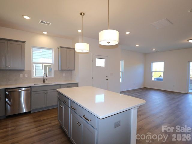 1142 Overbrook Place, Wingate, NC 28174