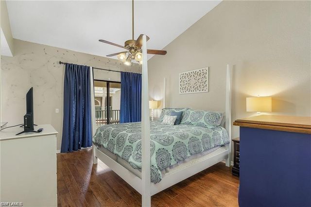 70 Emerald Woods DR K8, Naples, FL 34108