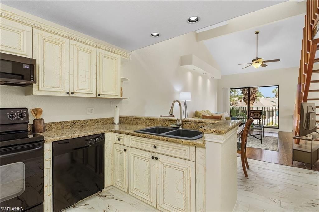 70 Emerald Woods DR K8, NAPLES, FL 34108 — photo 5