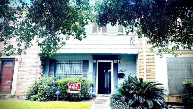 7925 Grove Ridge Drive, Houston, TX 77061