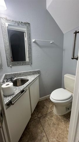 7925 Grove Ridge Drive, Houston, TX 77061