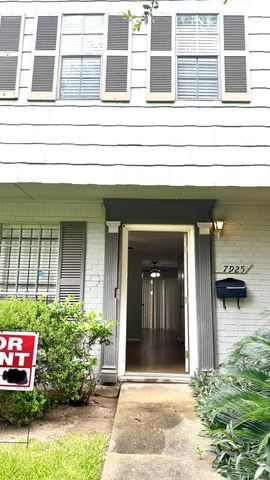 7925 Grove Ridge Drive, Houston, TX 77061
