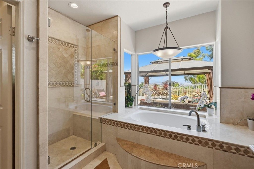 Image 37 of property listing at 10 Toulon, Laguna Niguel, CA 92677