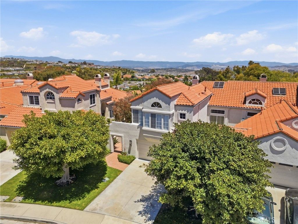 Image 43 of property listing at 10 Toulon, Laguna Niguel, CA 92677