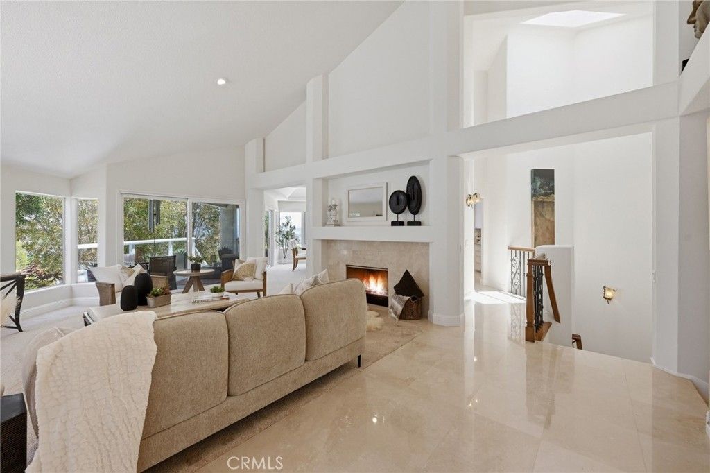 Image 4 of property listing at 10 Toulon, Laguna Niguel, CA 92677