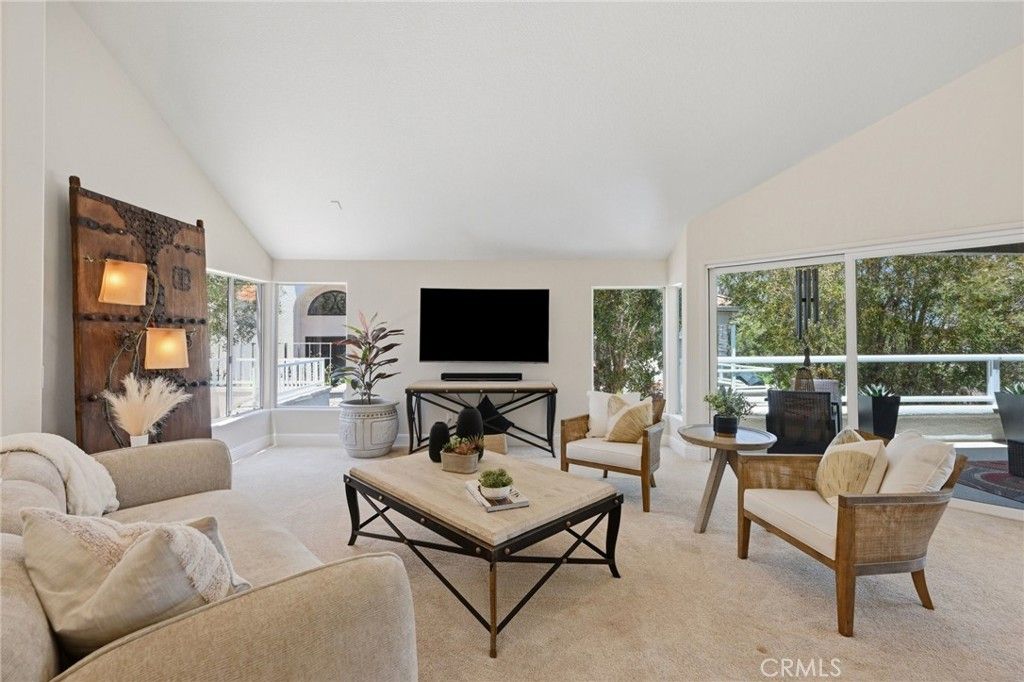 Image 6 of property listing at 10 Toulon, Laguna Niguel, CA 92677