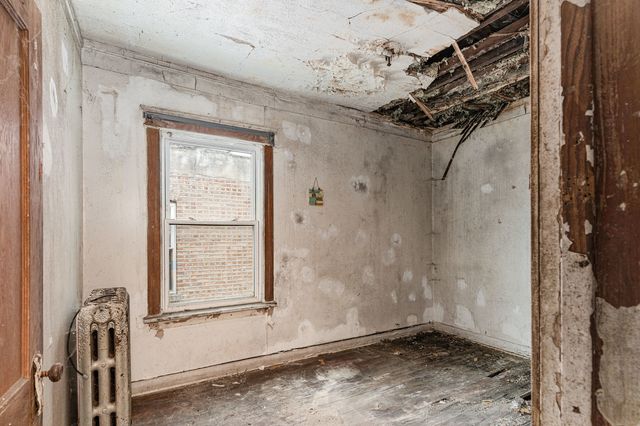 4920 W Cortez Street, Chicago, IL 60651