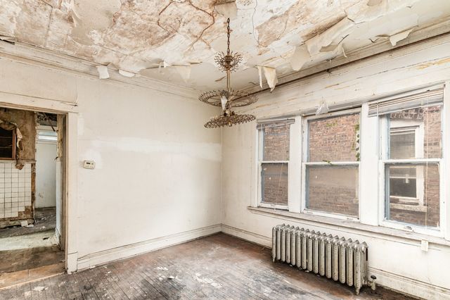 4920 W Cortez Street, Chicago, IL 60651