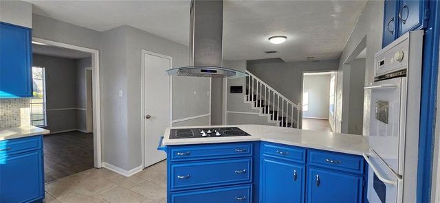 15231 Falling Creek Drive, Houston, TX 77068