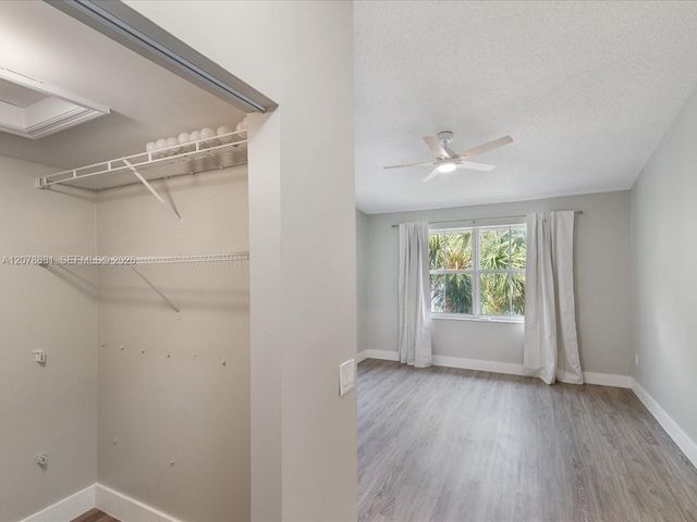 155 NW 96th Terrace 2-303, Pembroke Pines, FL 33024