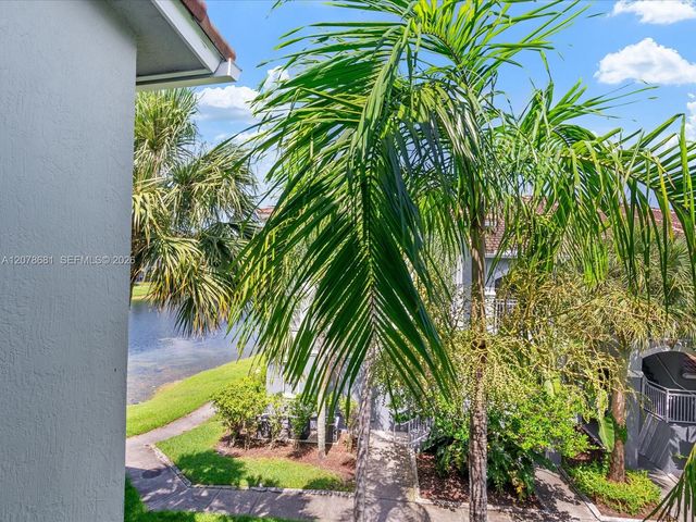 155 NW 96th Terrace 2-303, Pembroke Pines, FL 33024