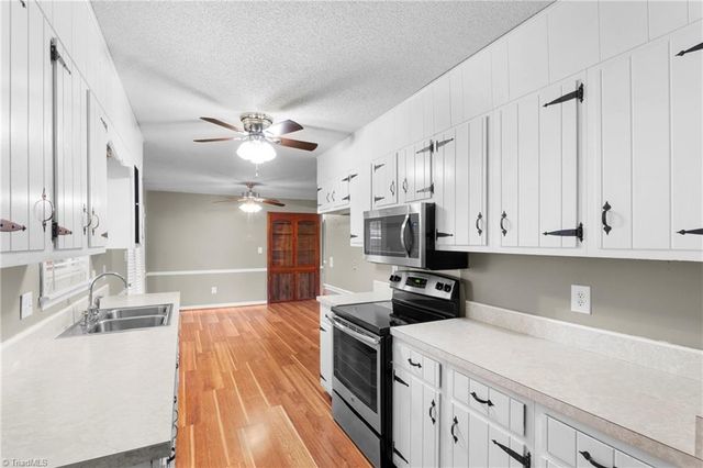 6754 Rosewood Drive, Trinity, NC 27370