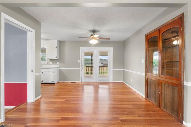 6754 Rosewood Drive, Trinity, NC 27370