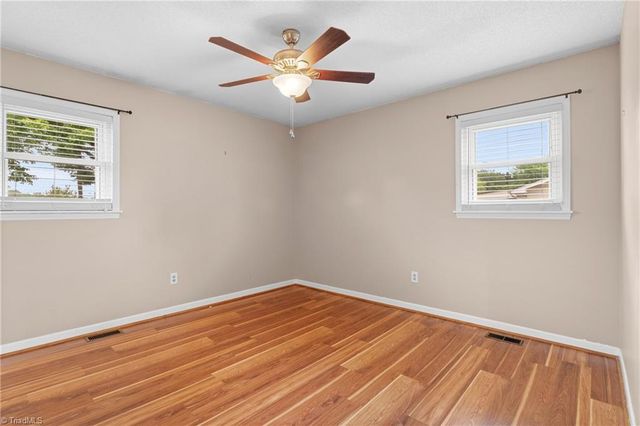 6754 Rosewood Drive, Trinity, NC 27370