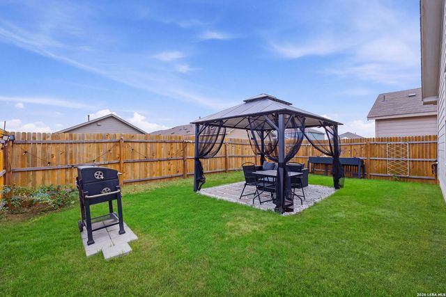 12912 HANCOCK POOL, St Hedwig, TX 78152