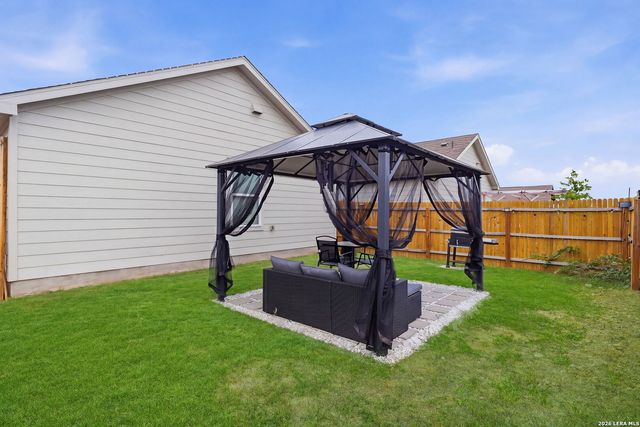 12912 HANCOCK POOL, St Hedwig, TX 78152