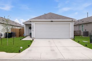 12912 HANCOCK POOL, St Hedwig, TX 78152