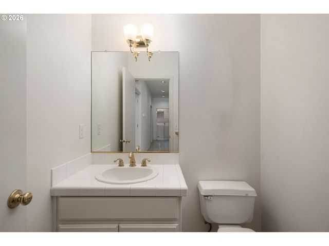 12238 Nw WELSH Dr, Portland, OR 97229