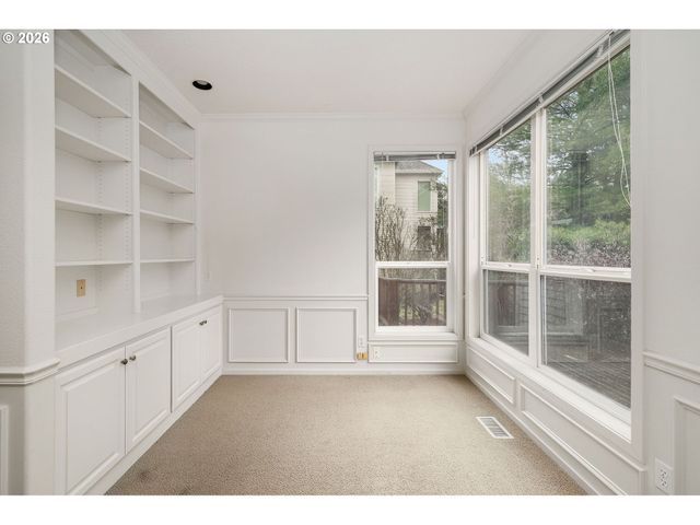 12238 Nw WELSH Dr, Portland, OR 97229