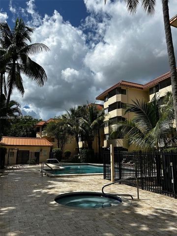 7451 NW 16th St 304, Plantation, FL 33313