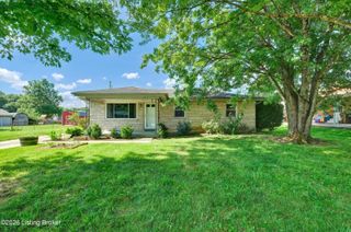 213 Pebblebrook Dr, Shepherdsville, KY 40165