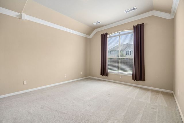 4712 Kestrel Street, Grand Prairie, TX 75052