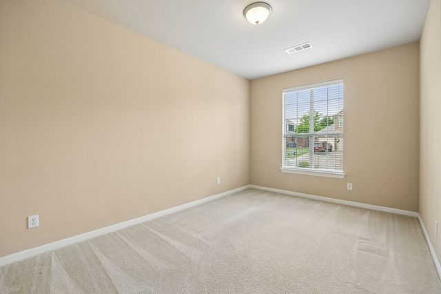 4712 Kestrel Street, Grand Prairie, TX 75052