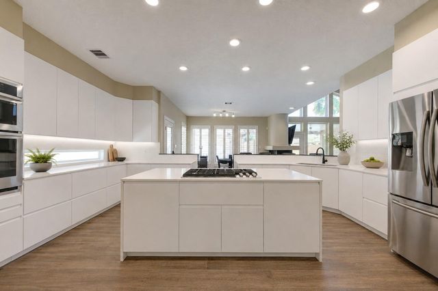 12806 Rock Falls Way, Houston, TX 77041