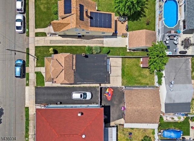 258 Randolph St, Carteret Boro, NJ 07008