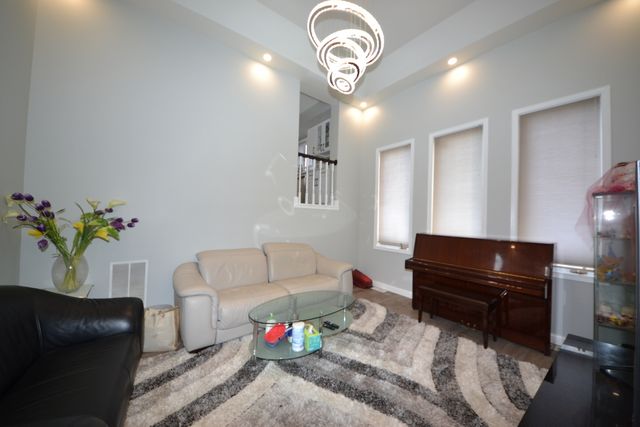 3006 S Lyman Street 2, Chicago, IL 60608