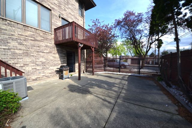3006 S Lyman Street 2, Chicago, IL 60608
